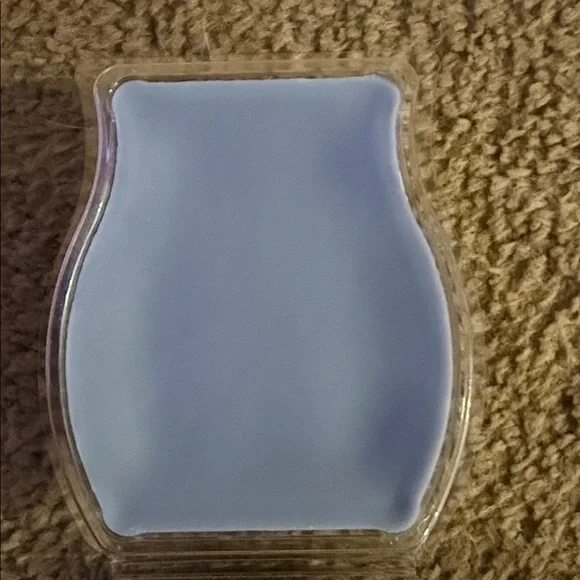 Snowed-In Flannel Scentsy Bar - Picture 2 of 2